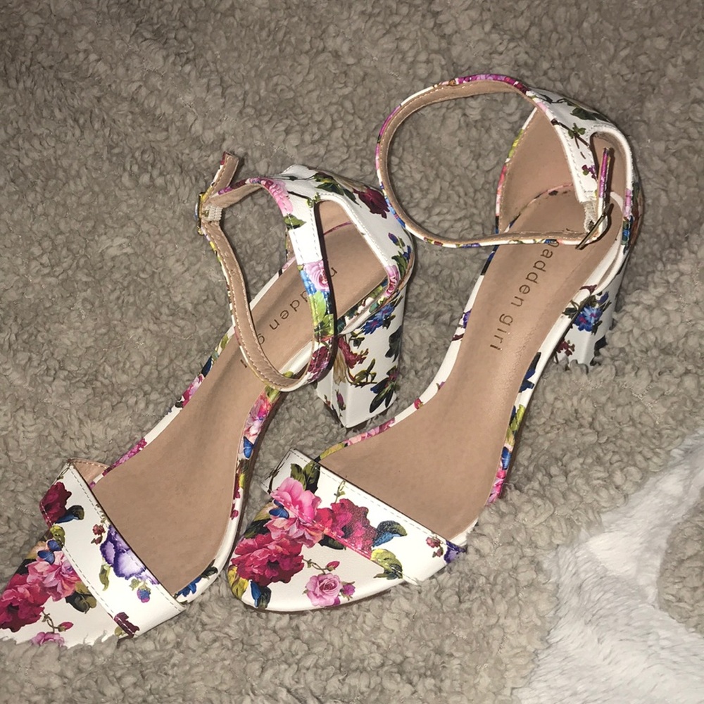 Cute White with Flower Madden Girl Block Heels!